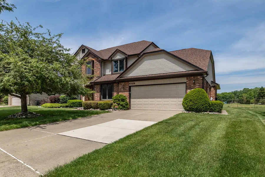 2377 Duke Drive, Troy, MI 48085 - #3