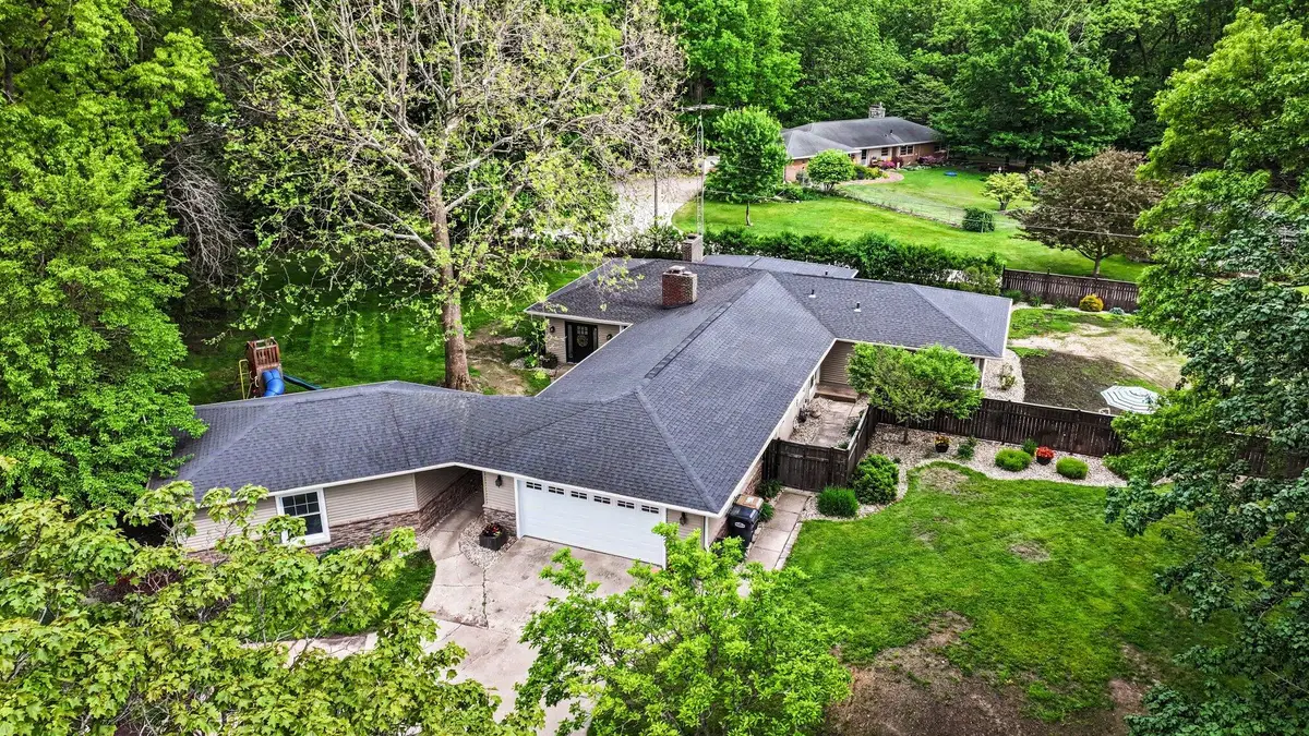 1086 Brunn Avenue, Saint Joseph, MI 49085 - #1