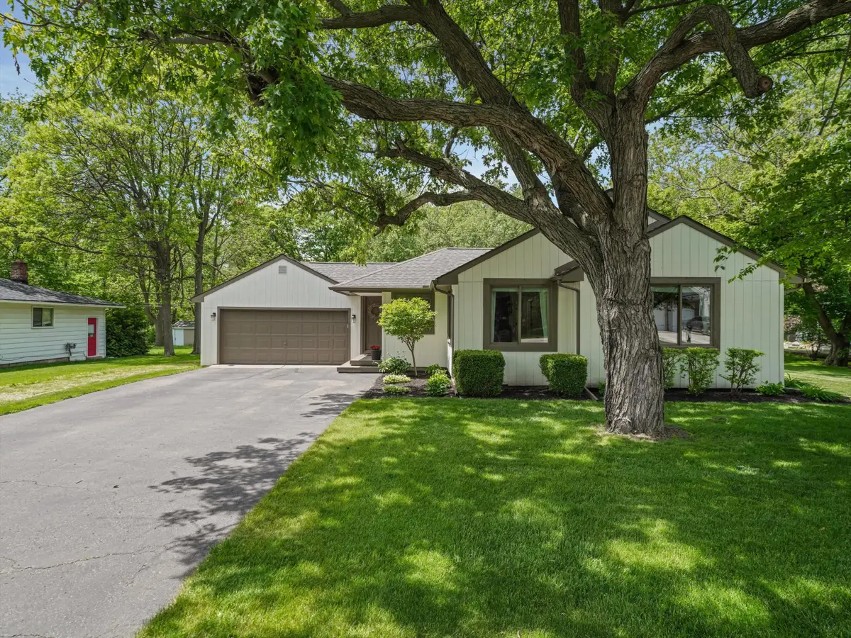 2938 Dearborn Avenue, Rochester Hills, MI 48309 - #1