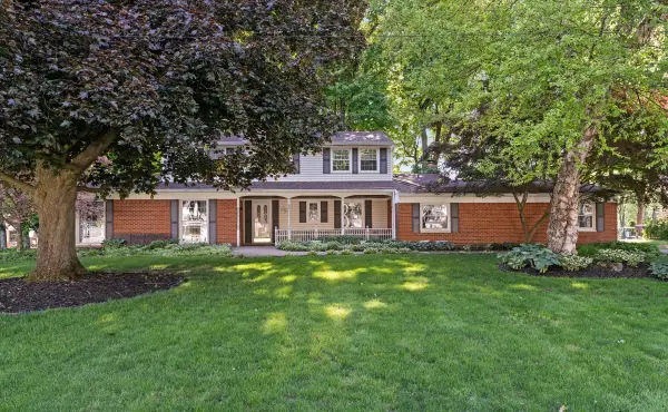 23260 Ennishore Drive, Novi, MI 48375