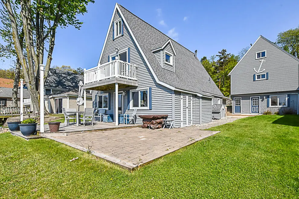 1210 N Eagle Lake Drive, Kalamazoo, MI 49009 - #1