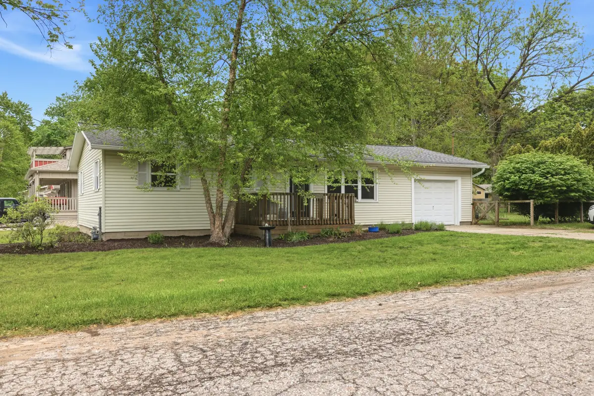 403 S Smith Street, New Buffalo, MI 49117 - #1