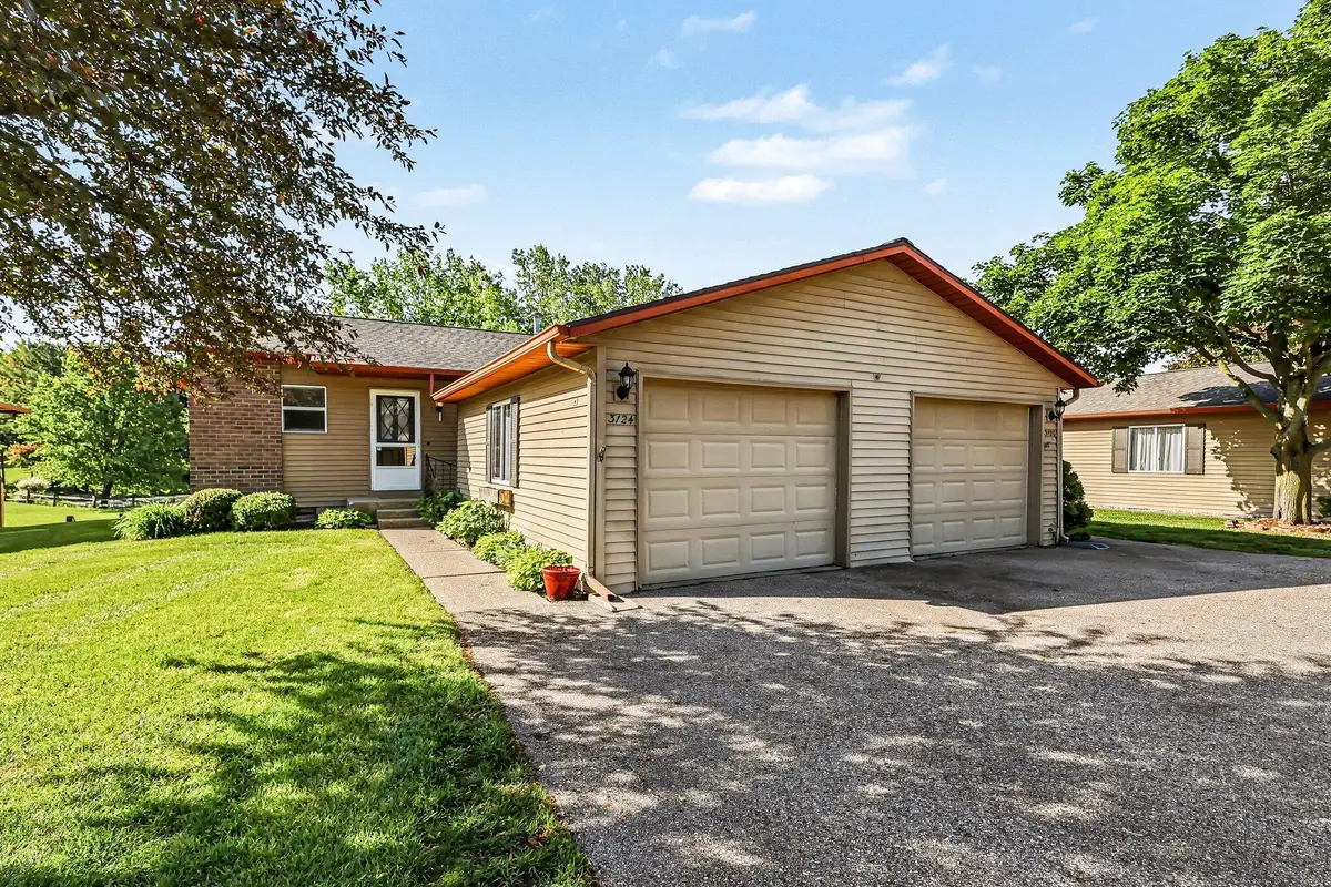 3124 Old Kent Road Se, Kentwood, MI 49512 - #1