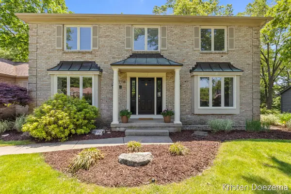 7716 Kirkwall Drive Se, Ada, MI 49301
