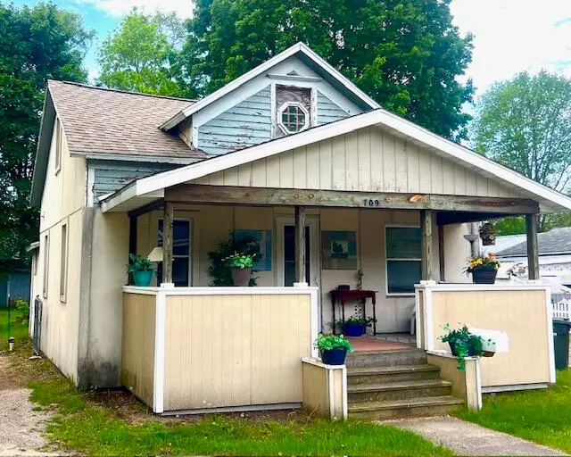 709 Oak Avenue, Muskegon, MI 49442 - #1