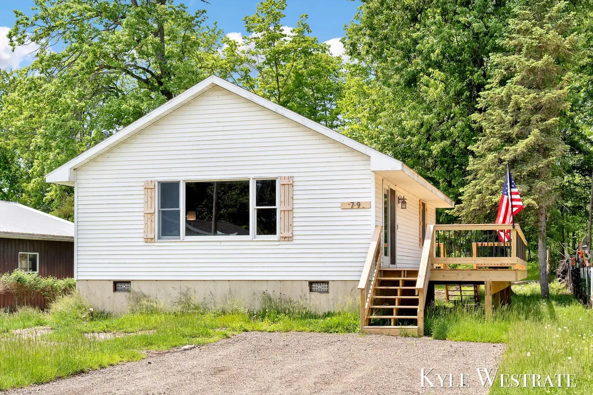 79 Sundago Park Street, Hastings, MI 49058 - #1