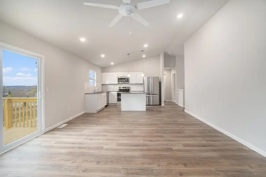 724 Manorwood Circle, Benton Harbor, MI 49022 - #2