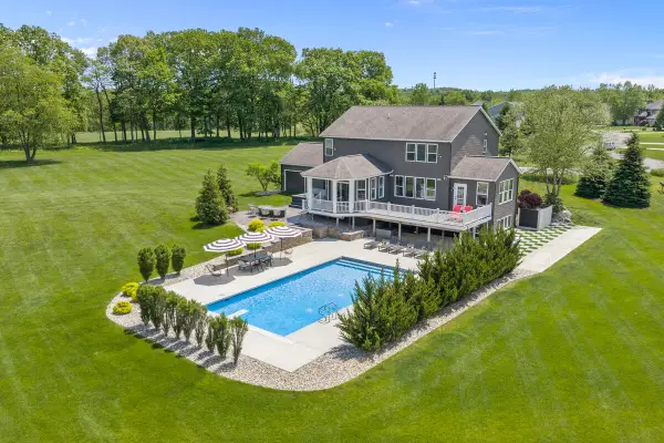 5308 Settlers Grove Road Ne, Ada, MI 49301