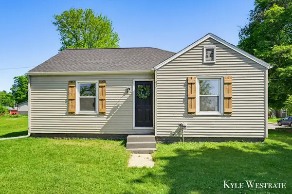 337 E Grant Street, Hastings, MI 49058