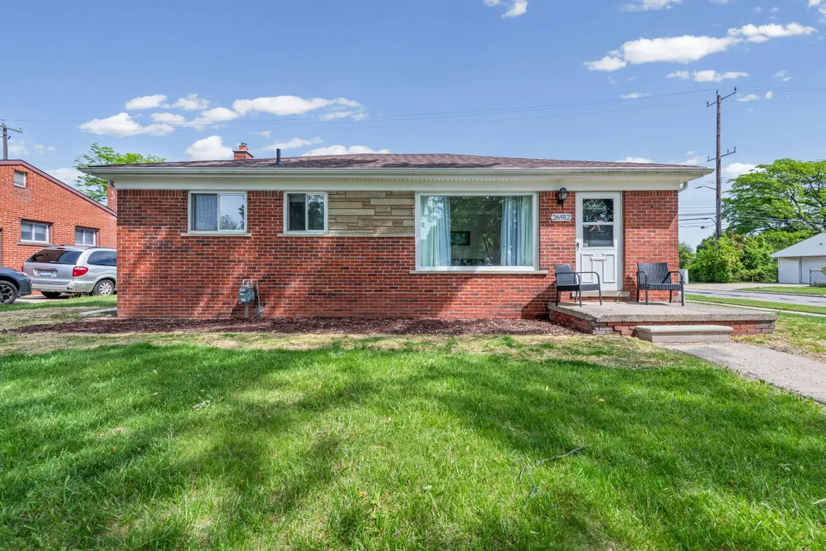 26912 W Davison, Redford, MI 48239 - #1