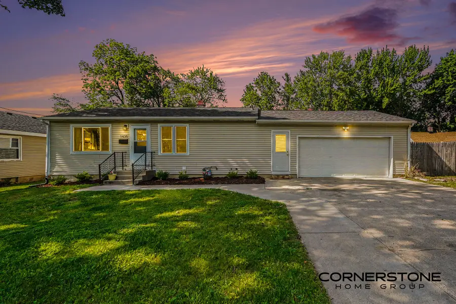 1435 Bradford Street Ne, Grand Rapids, MI 49503 - #2