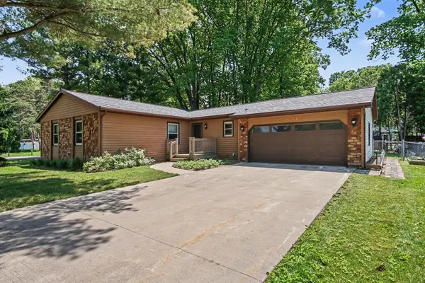 4102 Meadowfield Street, Hudsonville, MI 49426