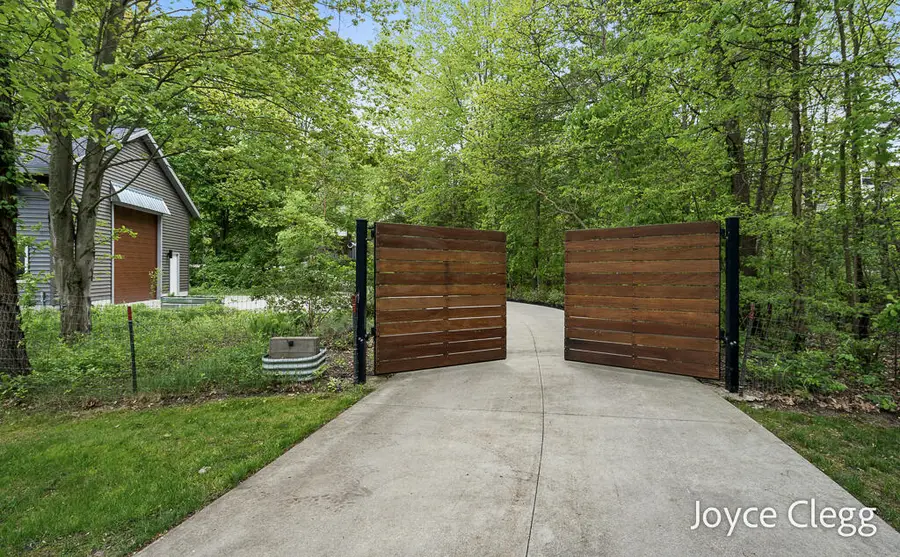 6432 146th Avenue, Holland, MI 49423 - #2