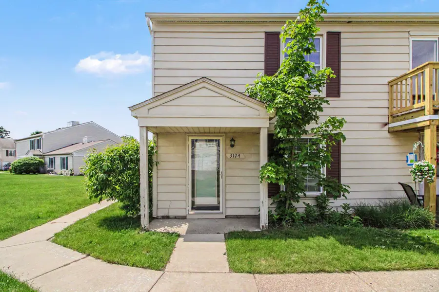 3124 Beechtree Court, Lake Orion, MI 48360 - #2