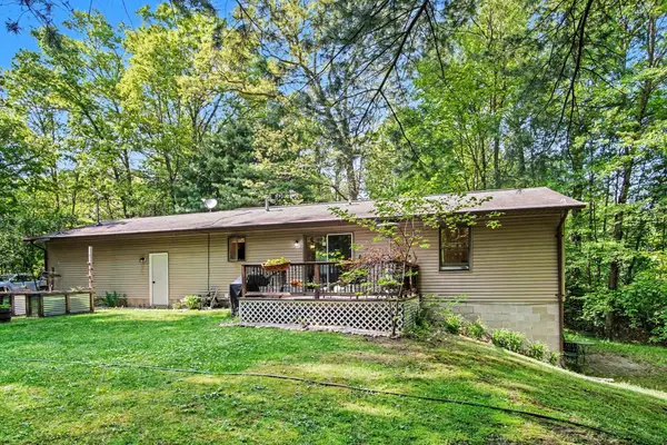 5858 Chaz Drive, Howard City, MI 49329