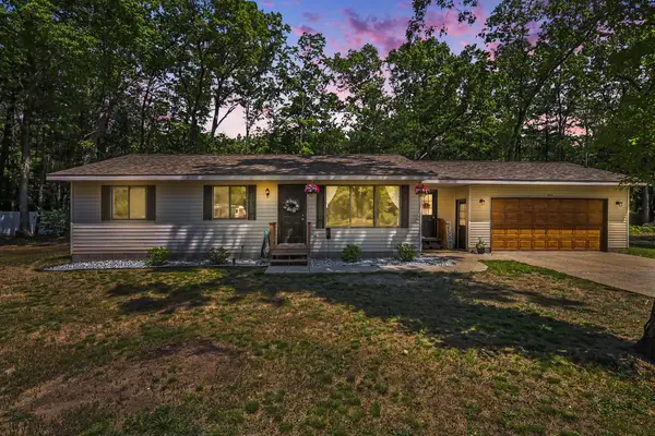 240 S Broton Road, Muskegon, MI 49442
