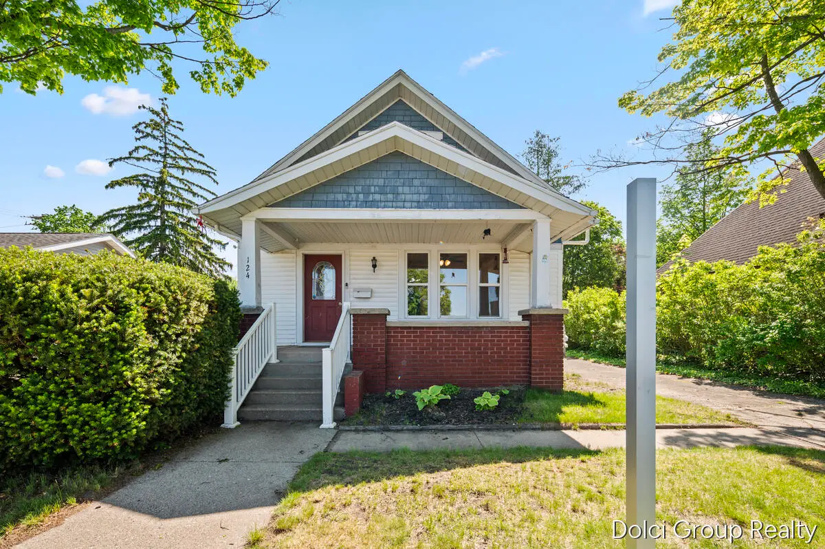 124 N Warren Avenue, Big Rapids, MI 49307 - #1