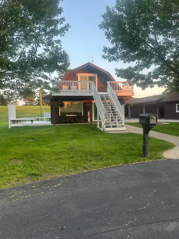 595 Rolling Meadows Drive, Hudson, MI 49247