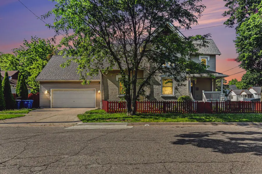 302 W Frank Street, Kalamazoo, MI 49007 - #2