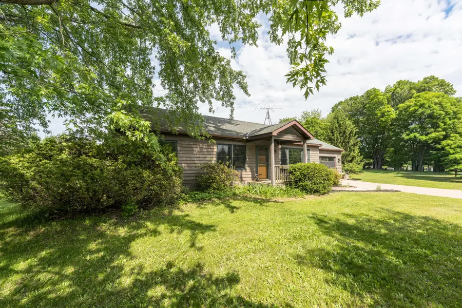 2995 65th Street, Fennville, MI 49408 - #3