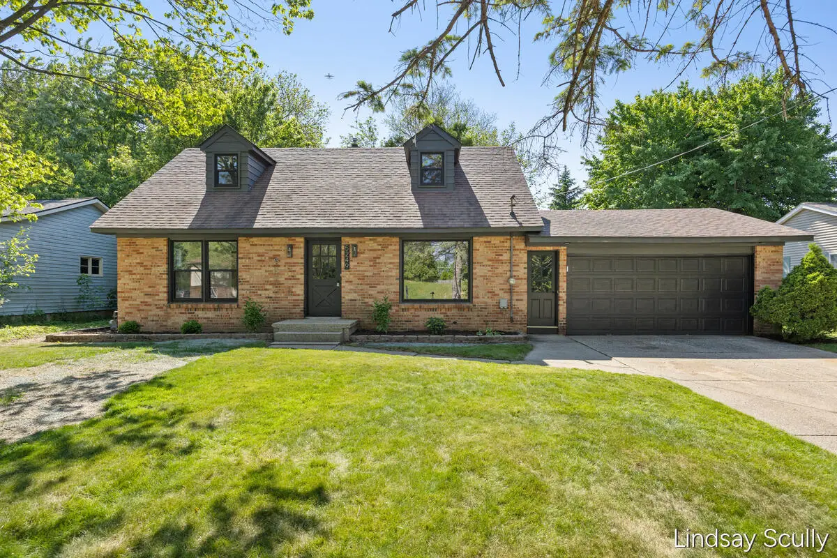 5249 Newcastle Drive Se, Kentwood, MI 49508 - #1