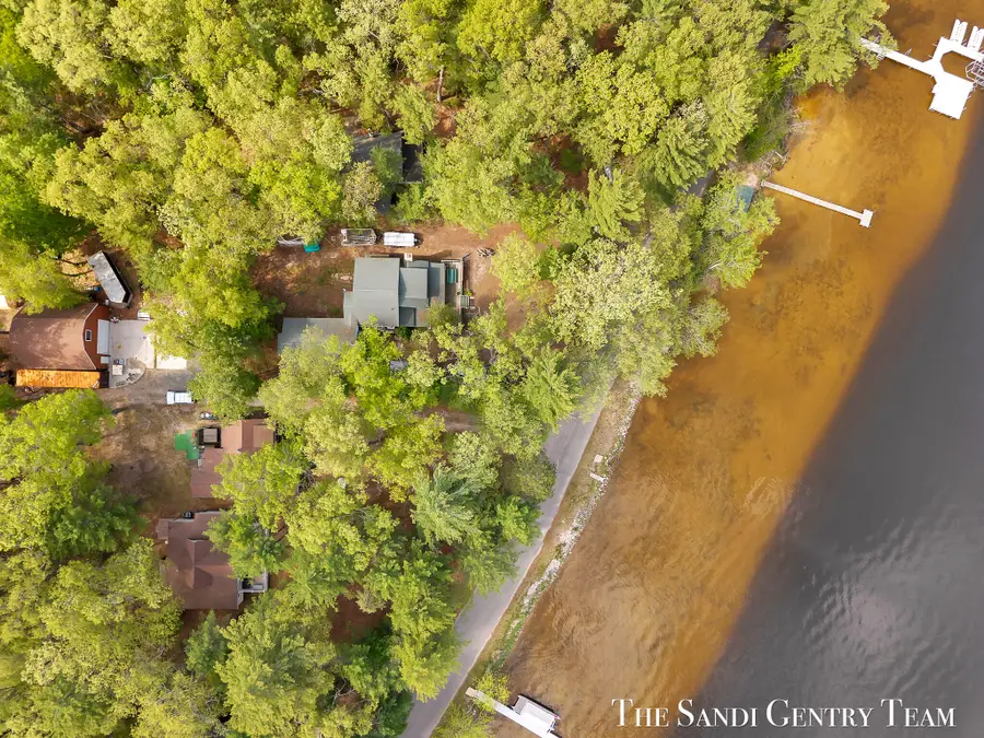 6633 Bass Lake Boulevard, Pentwater, MI 49449 - #2