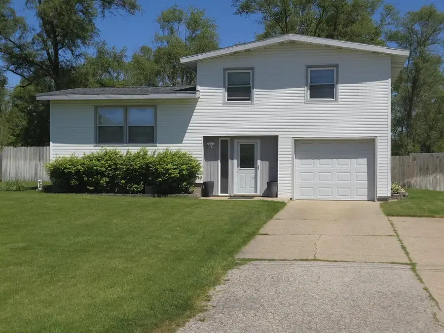1852 Oak Park Drive, Muskegon, MI 49442 - #2