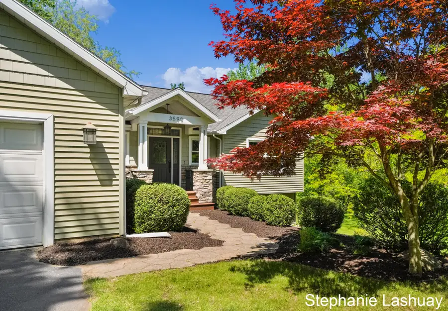 3599 11 Mile Road Ne, Rockford, MI 49341 - #2