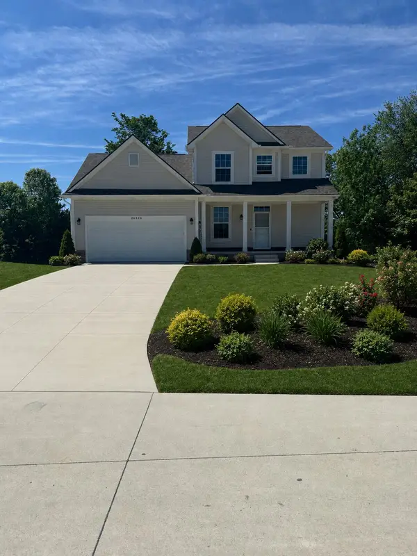 26350 Pine Gate Drive #10, Chesterfield, MI 48051