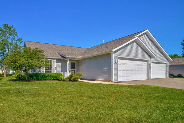 11818 Willow Wood North, Holland, MI 49424