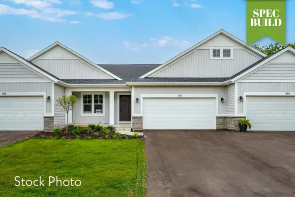 327 Round Hill Road, Kalamazoo, MI 49009