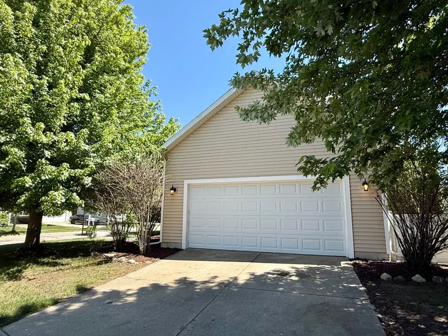 3725 Shearwater Lane, East Lansing, MI 48823 - #2