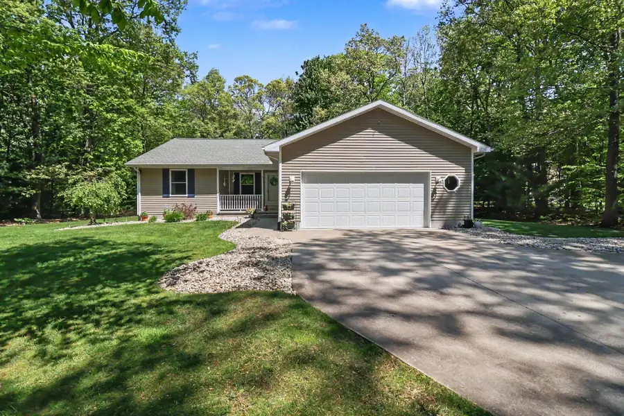 6544 W Forest Edge Drive, Ludington, MI 49431 - #2