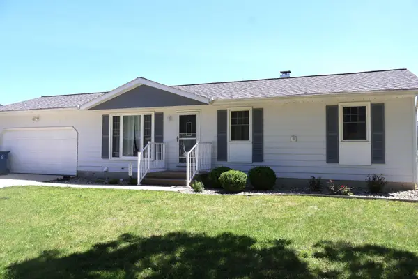 321 Anderson Drive, Wayland, MI 49348