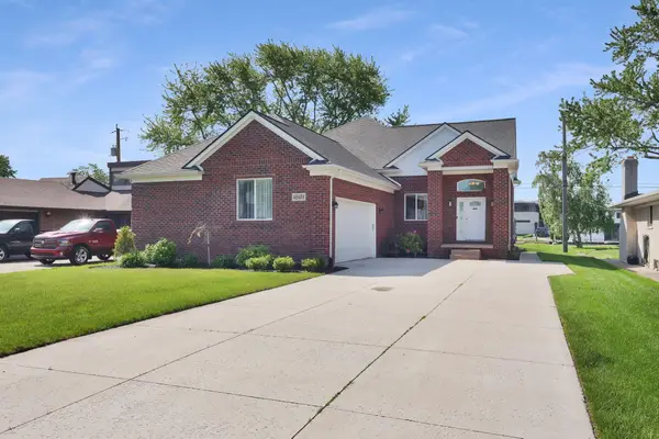 48484 Jefferson Avenue, New Baltimore, MI 48047