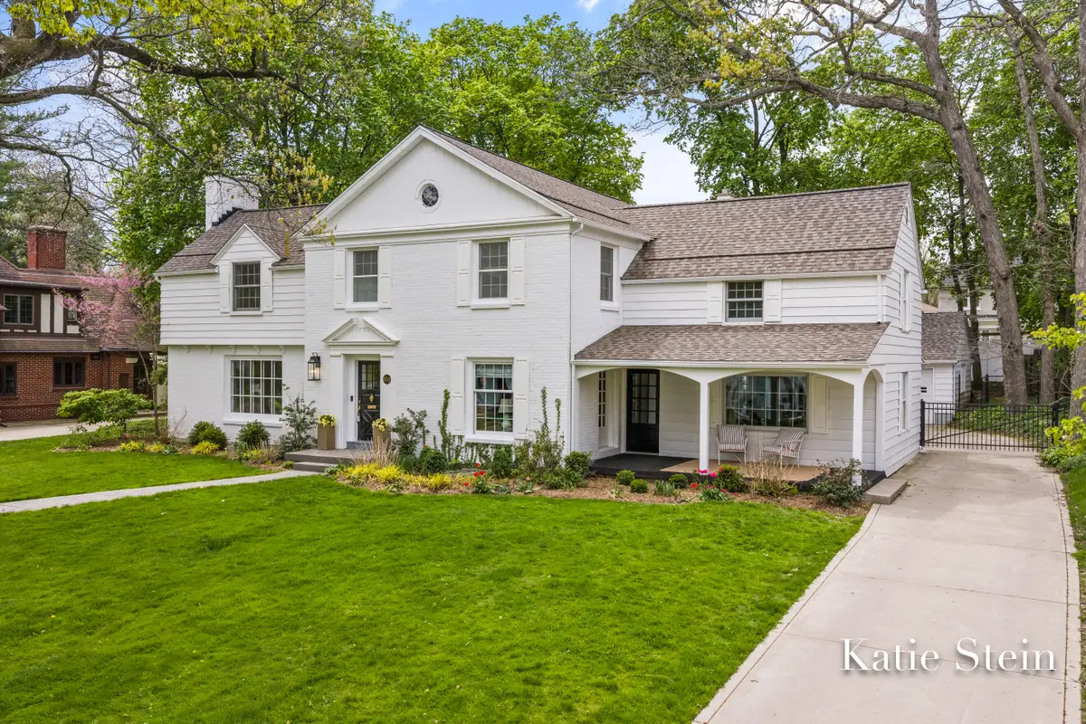 833 Gladstone Drive Se, Grand Rapids, MI 49506 - #1