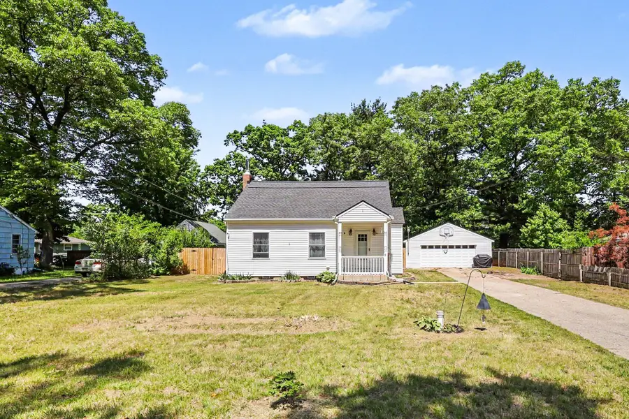 5324 Bryn Mawr Place, Muskegon, MI 49442 - #2
