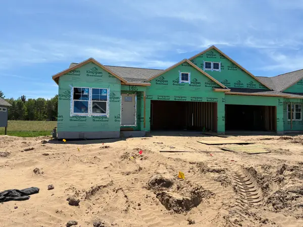 15730 Hawley Drive #47, Grand Haven, MI 49417