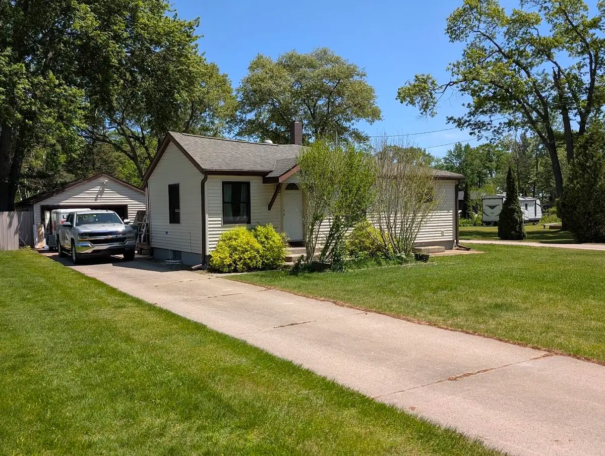 246 Birch Drive, Muskegon, MI 49445 - #1