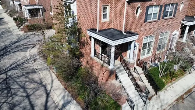 16874 Farmington Road, Livonia, MI 48154 - #2