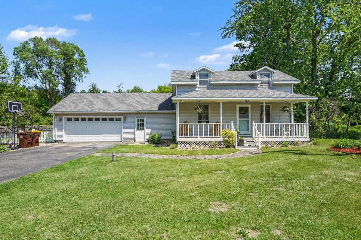 1721 Indian Lakes Road Nw, Kent City, MI 49330 - #1