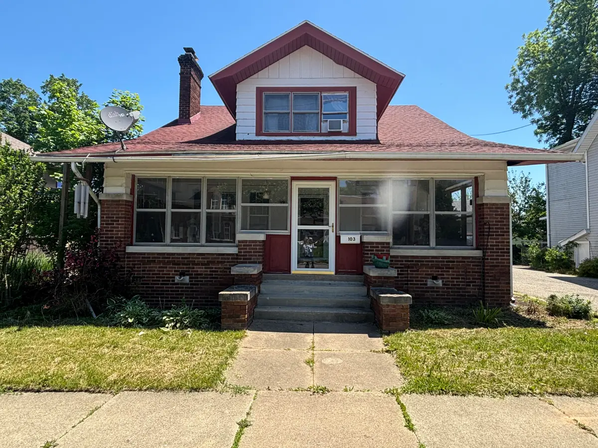 103 Clark Street, Buchanan, MI 49107 - #1