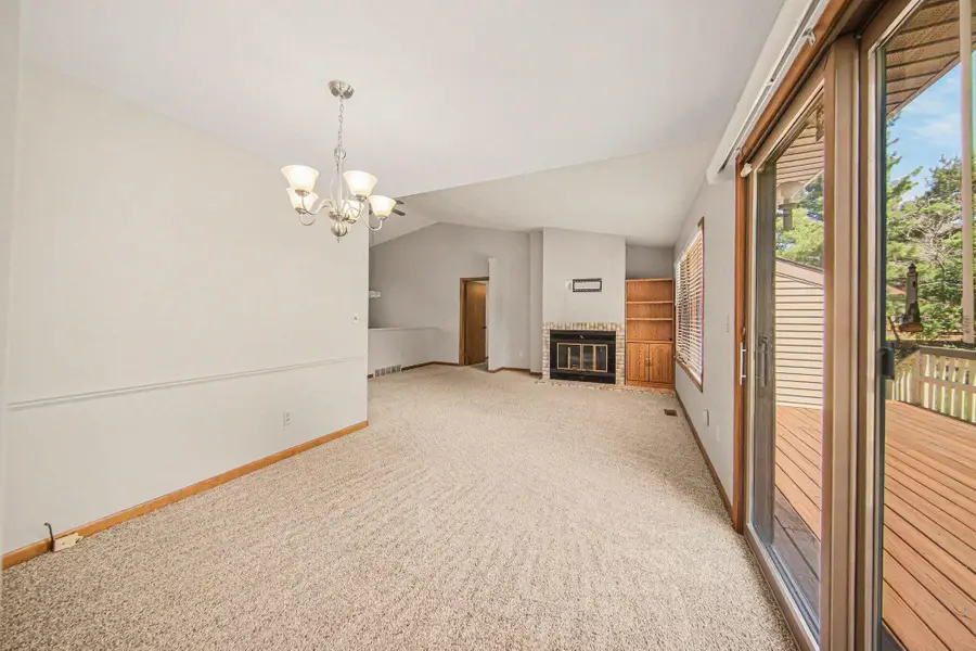 2810 S Wood Dale Drive, Jackson, MI 49203 - #2