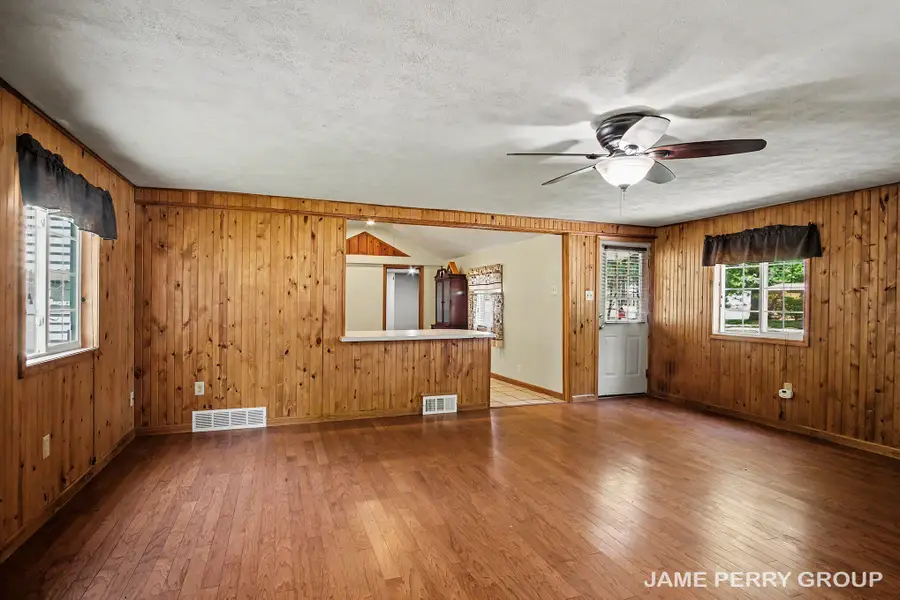 940 S Woodruff Drive S, Stanton, MI 48888 - #3