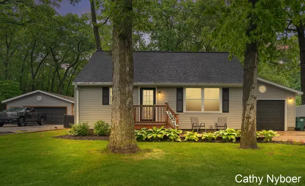 14870 Sharon Avenue, Grand Haven, MI 49417