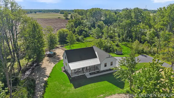312 48th Avenue, Zeeland, MI 49464