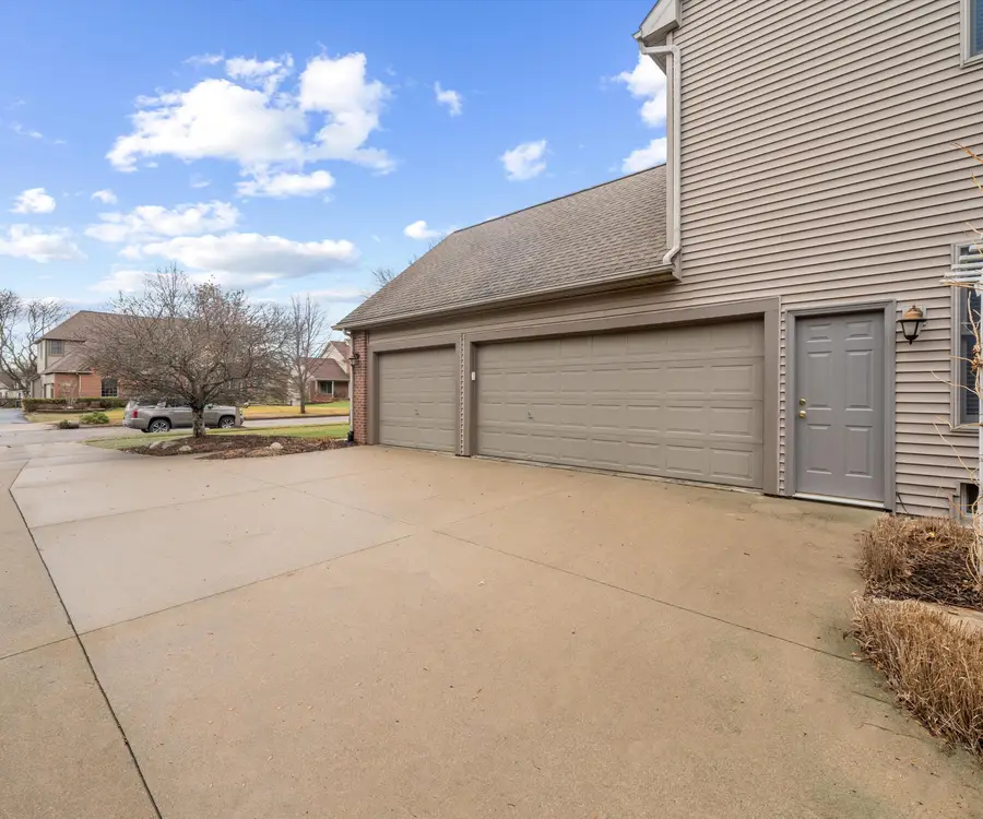 350 Huntington Drive, Saline, MI 48176 - #2