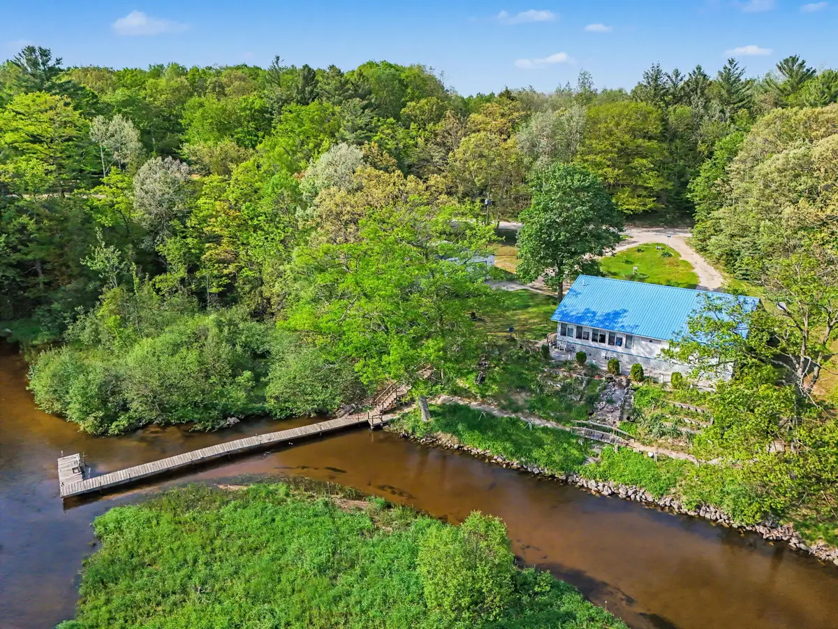1189 W White Road, Free Soil, MI 49411 - #1