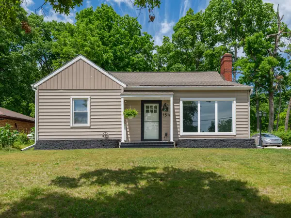 1516 Romence Road, Portage, MI 49024