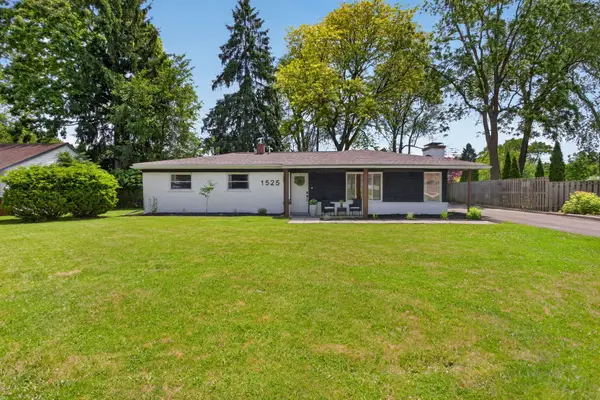 1525 Larrys Drive, Jackson, MI 49203